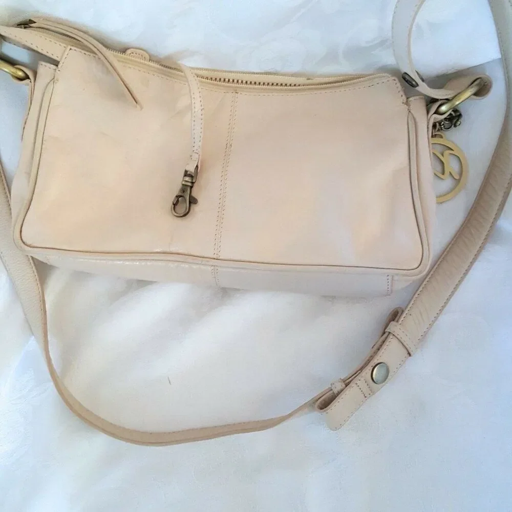 Maxx New York Womens Pocketbook Beige Small Shoulder Bag Leather Zipper